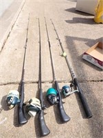 (4)  Fishing Poles w/Reels