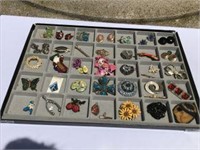 Costume Jewelry Lot earrings pins and brooches