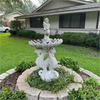 Concrete Bird Bath w/Sea Horses & Cherub