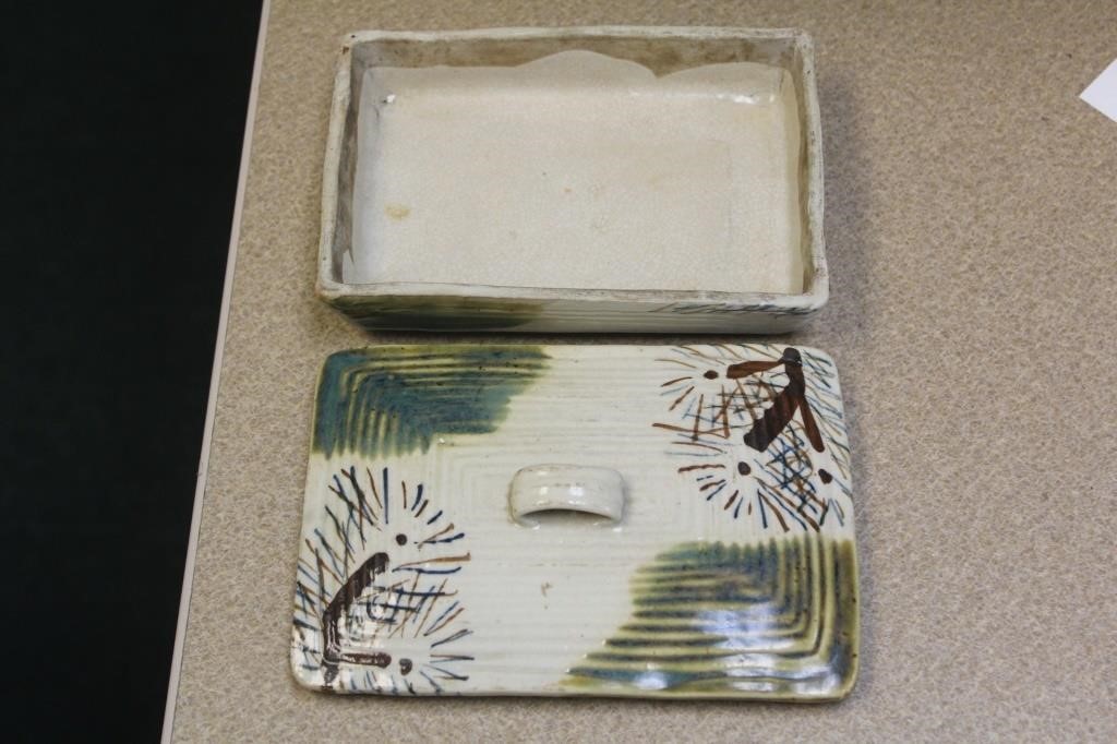 Japanese Pottery Box