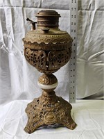 Antique Ornate Victorian Oil Lamp