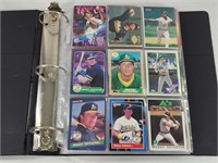 BINDER FULL OF ASSORTED BASEBALL CARDS