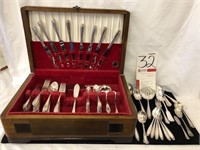 Rogers Bros. 1847 Silver Plate Cutlery Set in Cas