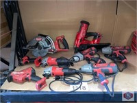 9 pcs; assorted Milwaukee tools