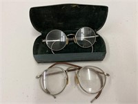 Vintage Antique Eyeglasses Set with Case