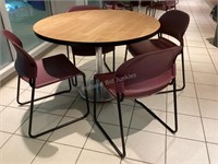 Pedestal Table & 4 Chairs