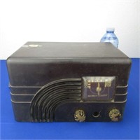 Vintage Northern Electric Radio Model 5000