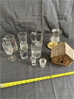 Mixed lot - Candleholder, Birdhouse, Glassware