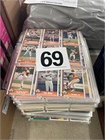 LG. GROUP - BASEBALL CARDS IN PLASTIC SLEEVE PAGES
