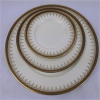 Paragon Athena 3 plate serving set