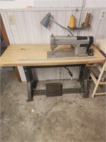 Vintage commercial sewing machine w/ table