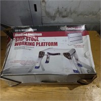 Haulmaster aluminum stepstool working platform