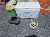 Cooler horse shoes and organizer bucket
