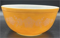 Vintage Pyrex Butterfly Gold Mixing Bowl
