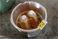 Stailess Fryer Pot with 2 gallons of canola oil