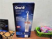 NEW Oral B Smart 200 Gentle Superior Cleaning