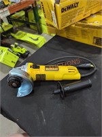 DeWalt 4-1/2" small angle grinder corded