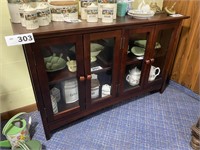 NICE DISPLAY CABINET / BOOK CASE W/ DOORS