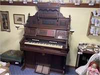 ANTIQUE MOLINE ORGAN CO. PUMP ORGAN W/ OIL LAMP