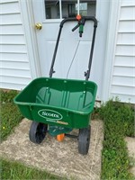 lawn seeder