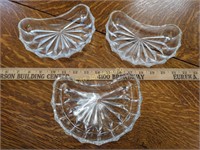 VINTAGE GLASS LUNCHEON PLATE SET