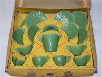 Vtg Akro Agate Jadeite 16pc Play Time Glass Dishes