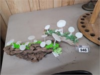 LIGHT UP DRIFTWOOD WITH MUSHROOMS