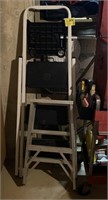 3-4ft Step Ladders 
(Bidding 1x qty)