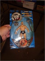 2001 WWF FIGURE TRIPLE H