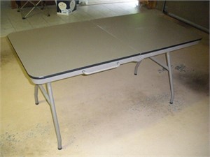 5ft Folding Table