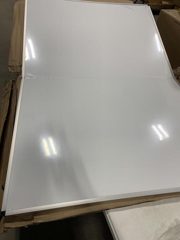 EXTRA LARGE FOLDING WHITE BOARD 70 x47IN SLIGHTLY