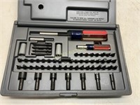 SCREW DRIVER SET WITH CASE