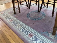 MAUVE COLORED ORIENTAL STYLE RUG 66 IN X 102 IN