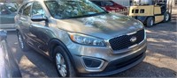 2016 Kia Sorento runs/moves