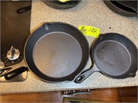 PAIR OF MAIN STAY CAST IRON PANS 8IN AND 10.5IN