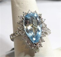 $6270 App. Fine Aquamarine & Diamond Ring