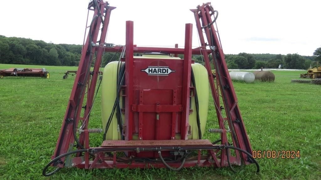 Hardi 3 Pt Hitch Sprayer W/ Controller