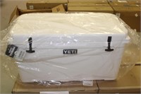 Yeti Tundra 75 white