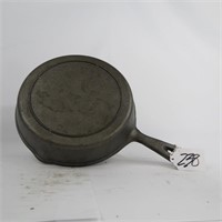 #3 & #5 CAST IRON SKILLETS MADE IN CHINA