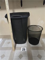 2 WASTE BASKETS