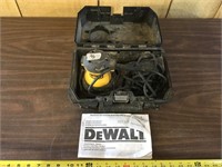 Dewalt Palm sander