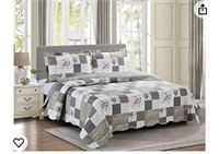 Rose and Grey Toile Patchwork 3-Piece Quilt Set