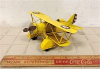 ANTIQUE STYLE AIRPLANE MODEL