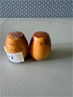 COOKESVILLE TN WOODEN SALT & PEPPER SHAKERS