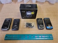 Used Samsung Cell Phone Lot Plus Cricket Phone in