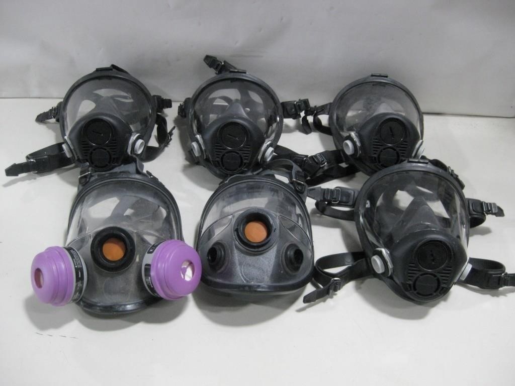 Assorted Gas Masks & Breathing Masks Untested