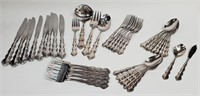 40pc ONEIDA SILVERPLATE FLATWARE SET