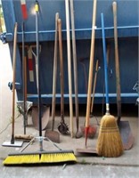 Yard Tools, Brooms (10+)