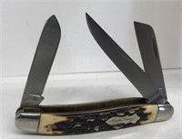 Uncle Henry pocket knife three blades