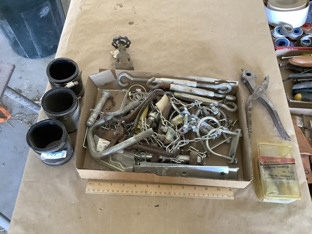 Assorted hardware lot